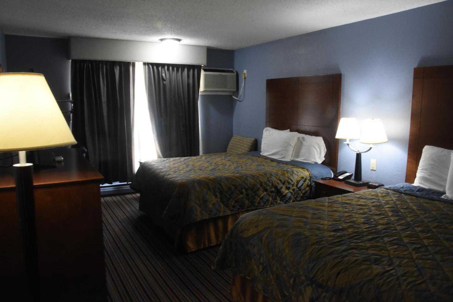 Timber Motel Clinton Ngoại thất bức ảnh